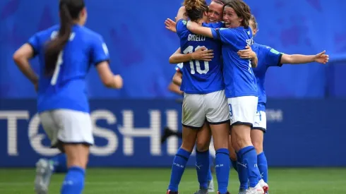 Jamaica vs. Italia por la Copa Mundial Femenina.
