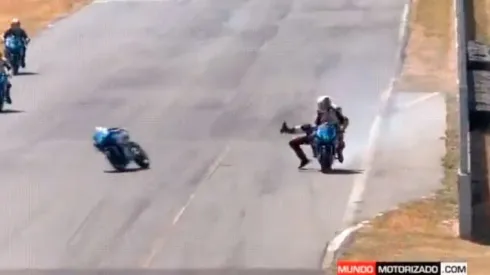 Choque de motos muy especial.
