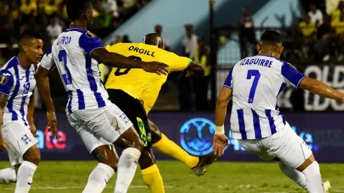 Jamaica pegó primero y goleó 3-2 a Honduras en su debut en la Copa Oro