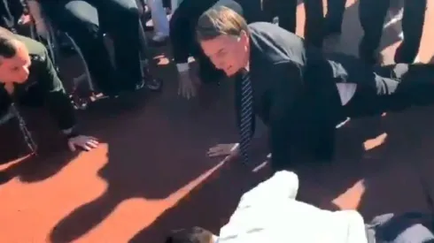 ¿Las flexiones de Bolsonaro? ¡Diabólicas!
