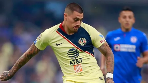 No para ni con su selección: Castillo fue suplente y los seguidores del América lo mataron en las redes