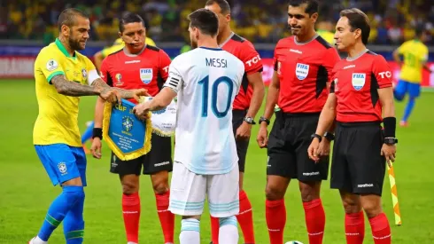 Foto de los jugadores de la Selección Argentina después de perder ante Brasil.
