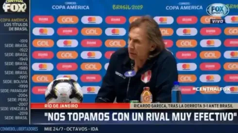 Ricardo Gareca en conferencia de prensa.
