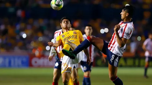 Con Mier en duda, se perfila el XI de Chivas para recibir a Tigres