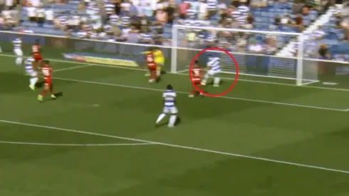 El blooper del jugador de Queens Park Rangers.
