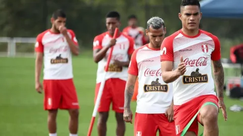 Santamaría llegó proveniente del fútbol mexicano y Trauco, del francés.
