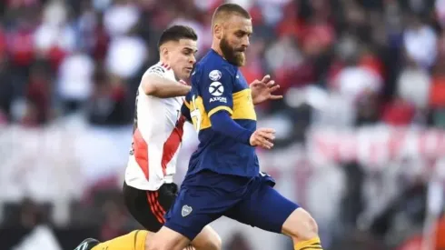 Daniele De Rossi enfrentando a River.
