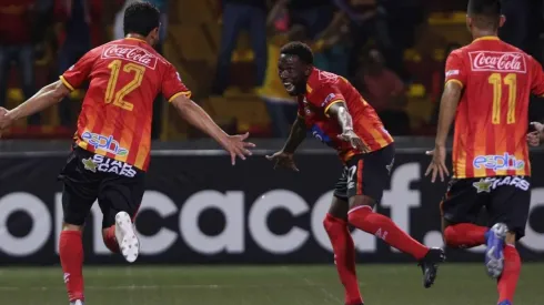 Herediano visita a Limón
