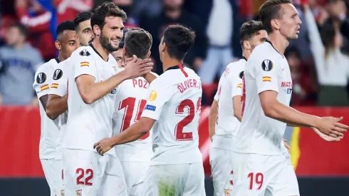 Sevilla arrolló a Dudelange con un doblete del Mudo Vázquez