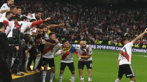 River le recordó a Boca cómo se volvió de Madrid: "Mirá, mirá, mirá"