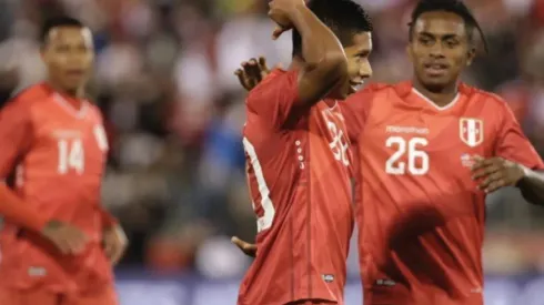 Reyna y Flores ya saben lo que es jugar con la Selección Peruana.
