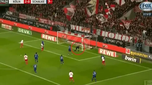 Blooper del año: al arquero del Schalke se hizo un gol imposible de explicar