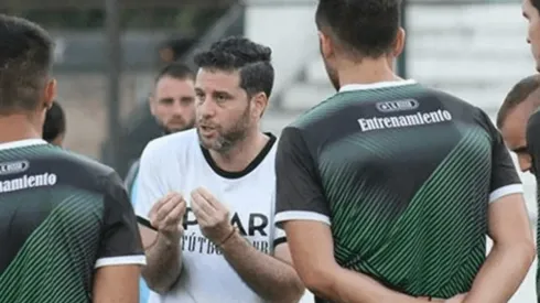 Renunció De Paoli y no es más entrenador de Chicago