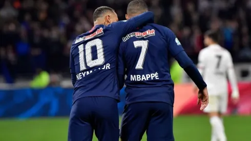 Aparecieron Mbappé y Neymar para salvar al PSG ante Lyon y pasar a la final