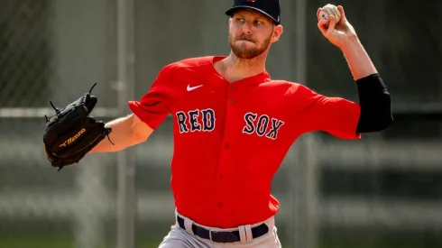 Chris Sale tiene luz verde para lanzar, pero aún hay cautela en los Red Sox