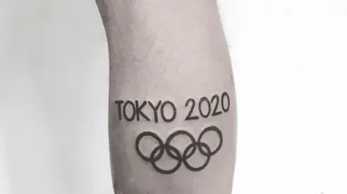 Un deportista olímpico pide ayuda para arreglar su tatuaje de "Tokyo 2020"