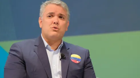 "Hay que ser creativos para volver a puerta cerrada", presidente Duque