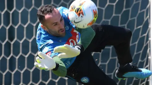 Intacto: David Ospina volvió a demostrar sus atajadas con el Napoli