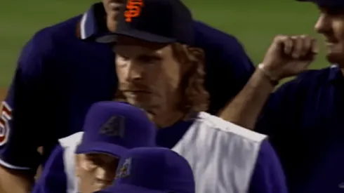 El día que Randy Johnson terminó con la gorra del rival tras pelea campal