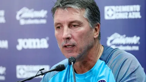 El director técnico confirmó que no detendrán los entrenamientos.
