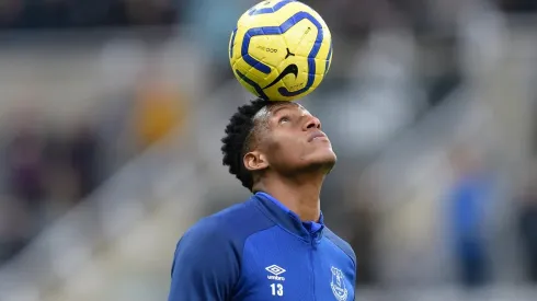 Malas noticias: Yerry Mina se lesionó en entrenamiento con Everton