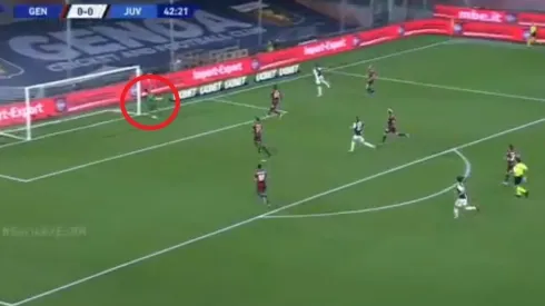 La gran atajada de Mattia Perin.
