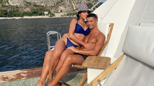 Acaramelados y enamorados: Georgina Rodríguez publicó una foto besando a Cristiano