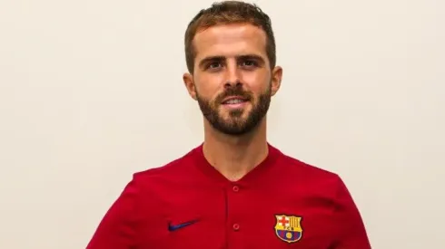 Barcelona posteó la primera foto de Pjanic con los colores culés