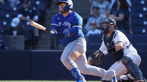 Alejandro Kirk, receptor de los Bule Jays (Getty Images)
