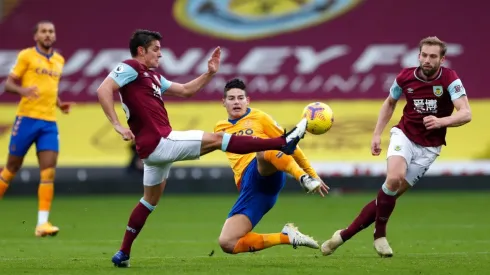 Everton no pasó del empate contra el Burnley con James y Mina los 90 minutos