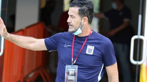 Daniel Ahmed fue el DT que termino en Alianza Lima.