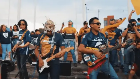 Los Ferrer apoyan a Pumas UNAM antes de la final
