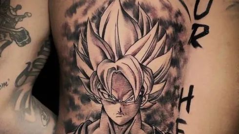 Una obra de arte: Neymar se tatuó un personaje de Dragon Ball en la espalda