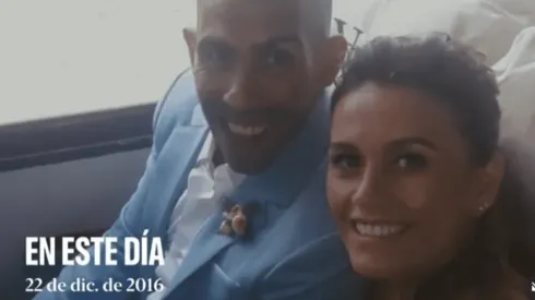 Tevez se perdió su aniversario de casados y la rompió con un video en Twitter