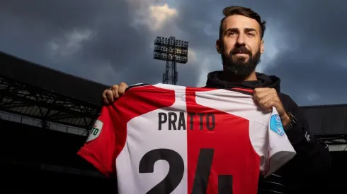 Feyenoord arrancó el 2021 con todo: hizo oficial a Lucas Pratto