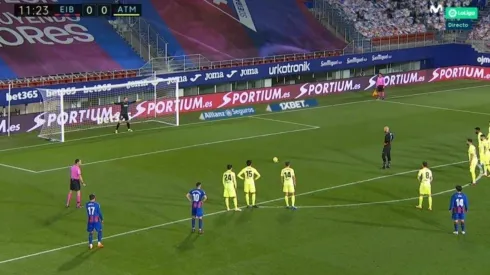 Video: ¡el arquero del Eibar le metió un gol al Atlético Madrid!