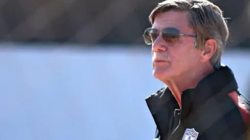 Westerhof asegura que al jugador mexicano no le gusta trabajar.
