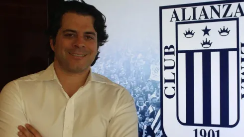 Gonzáles Posada es el mayor accionista del Fondo Blanquiazul.