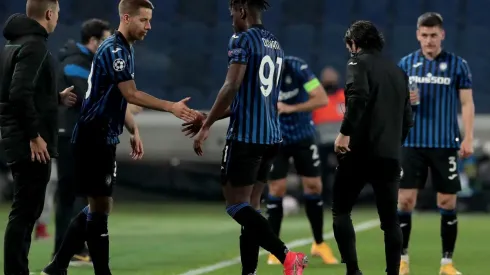 Primer parte médico de Duván Zapata tras salir lesionado en la Champions