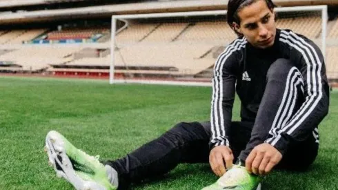 Adidas se convirtió en nuevo patrocinador de Diego Lainez.
