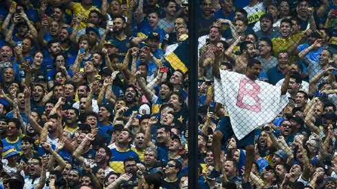 Muy picante: adidas sacó un buzo de Boca con el fantasma de la B