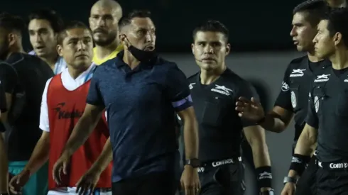 Christian Giménez sumó su quinta derrota al frente de Cancún FC en el Guard1anes 2021.
