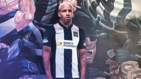 Jefferson Farfán jugará en Alianza Lima por al menos dos temporadas.
