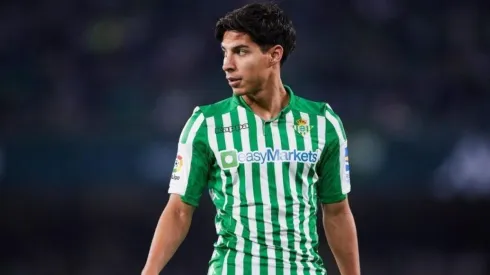 Diego Lainez vio minutos en el empate entre Real Betis y Valencia