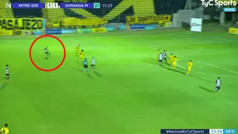 Video: Cristian Llama, de Gimnasia de Mendoza, pateó desde su casa e hizo el gol del mes