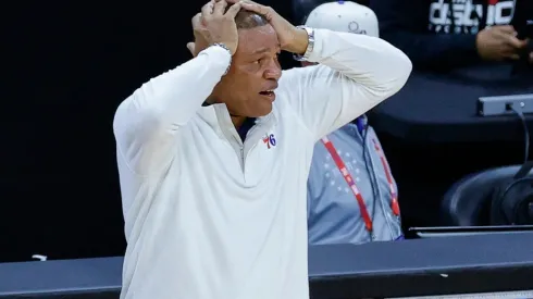 Doc Rivers falló en los ajustes del partido. (Foto: Getty)
