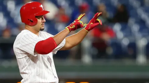 Dylan Cozens jugó dos años en las Grandes Ligas (Getty Images)
