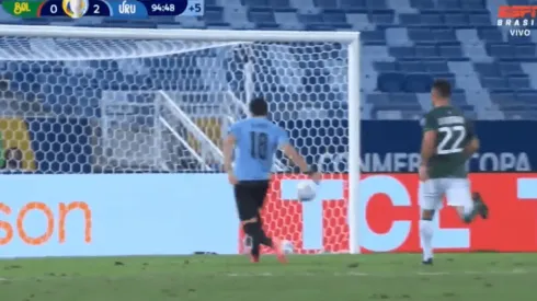 Video: Maxi Gómez es la burla de las redes por el peor errado de la Copa América