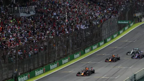 Una vista de las Arquibancadas, característica del Gran Premio de Brasil (Foto: Getty Images).
