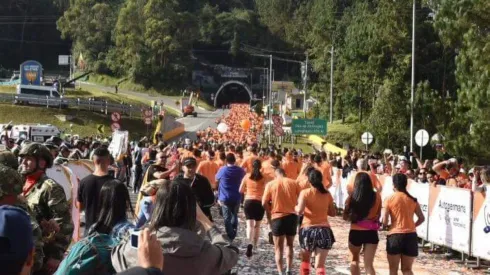 La nueva moda de correr en autopistas